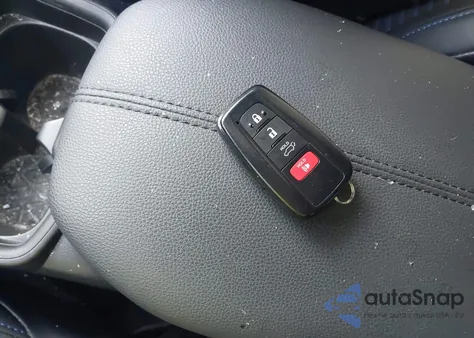 2021 Toyota Rav4 Xse из США, поврежденный, VIN 4T3E6RFV6MU061608